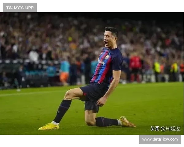 莱万多夫斯基连续15季五大联赛进球上双，比肩梅罗成就